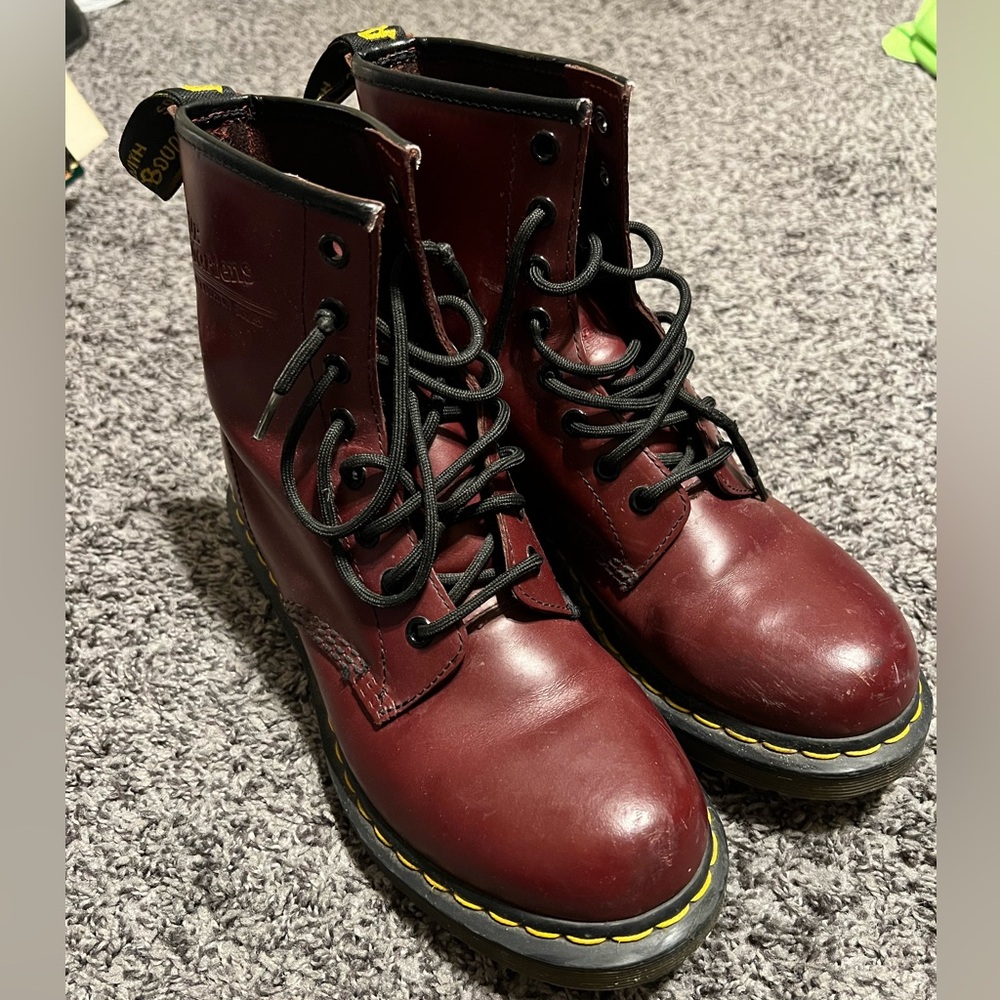 Dr. Martens Smooth Leather Lace Up Cherry Red boots Doc Martens
